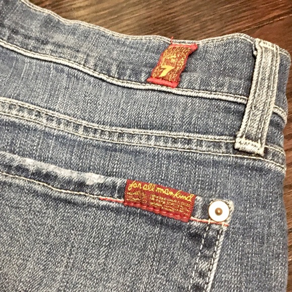 7 FAM “Roxanne” Cut-Off Jean Shorts - Picture 10 of 16